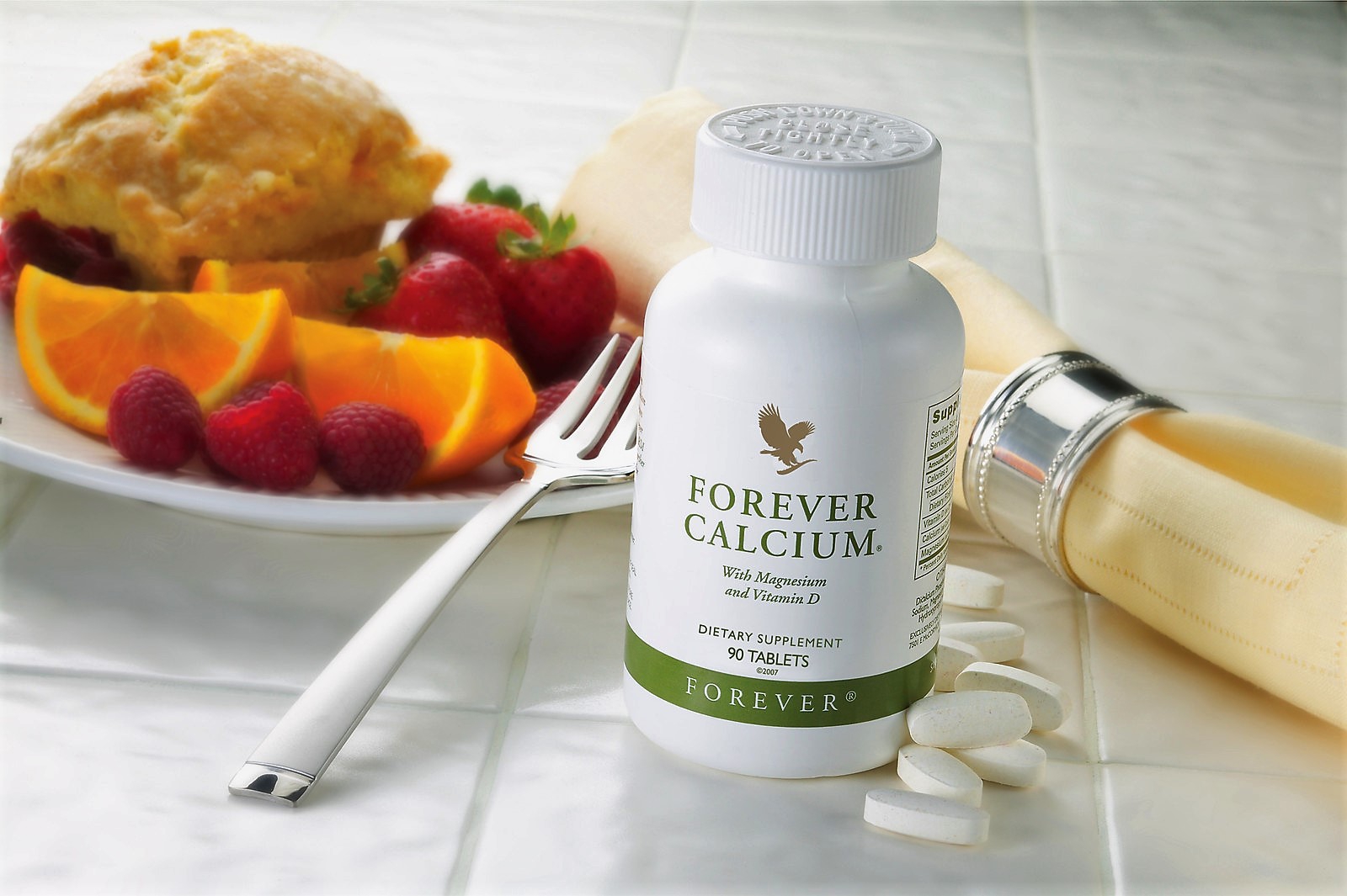 Kalcium étrend-kiegészítő tabletta D és C vitaminnal és ásványi anyagokkal